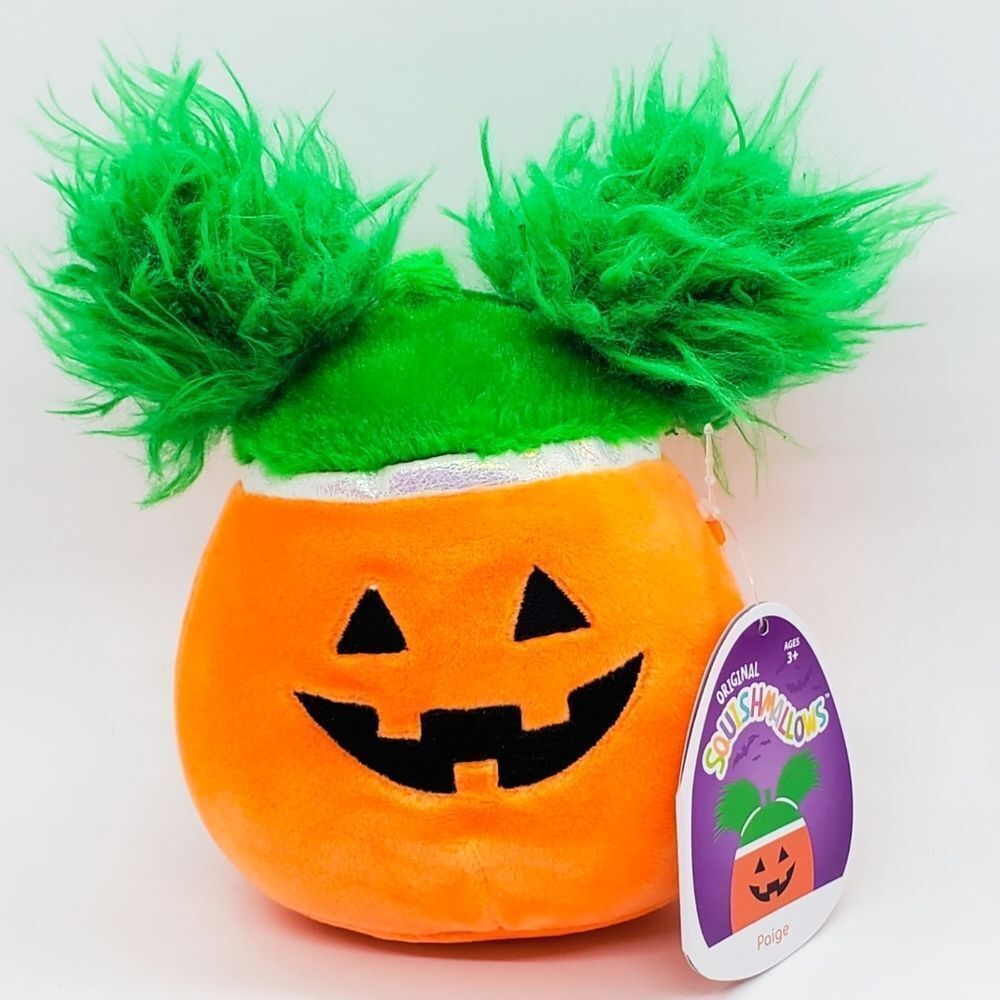 Squishmallow Paige the pumpkin